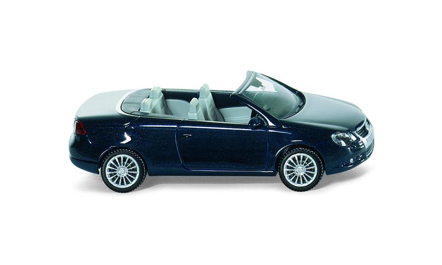 VW Eos Cabrio open blue