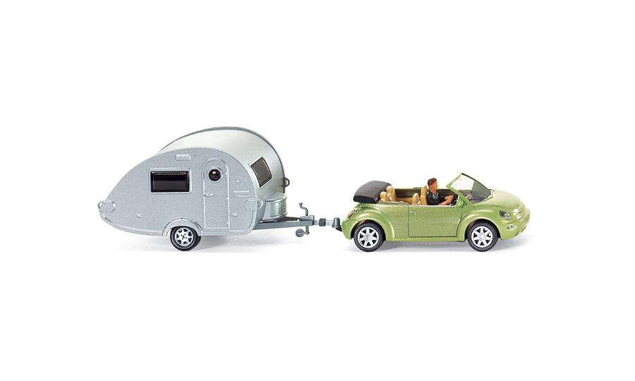 VW New Beetle Cabrio with with caravan T@B