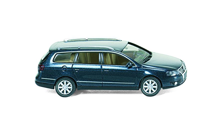 VW Passat Variant blue graphit perleffect