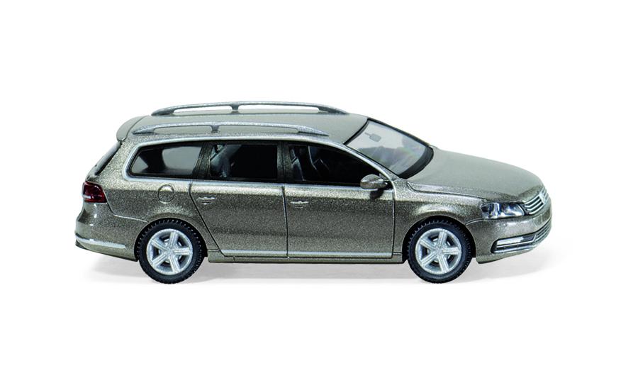 VW Passat B7 Variant cashmere brown metallic