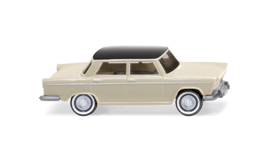 Fiat 1800 pale ivory/black