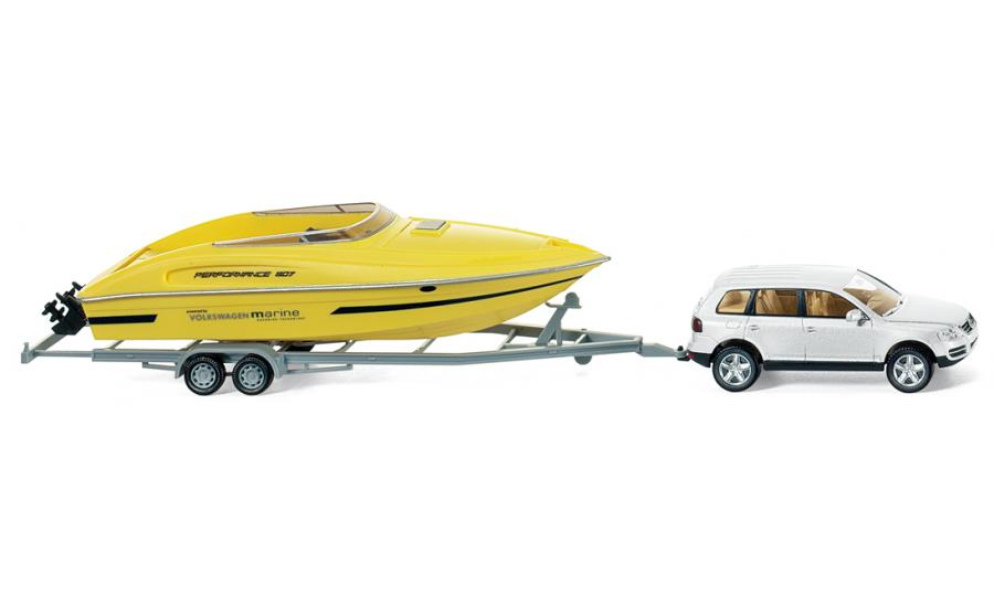 VW Touareg with trailer and boat