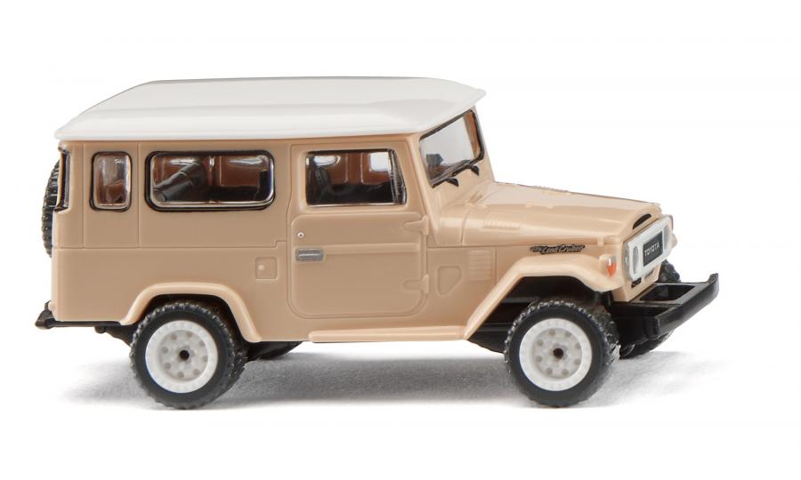 Toyota Land Cruiser -  beige