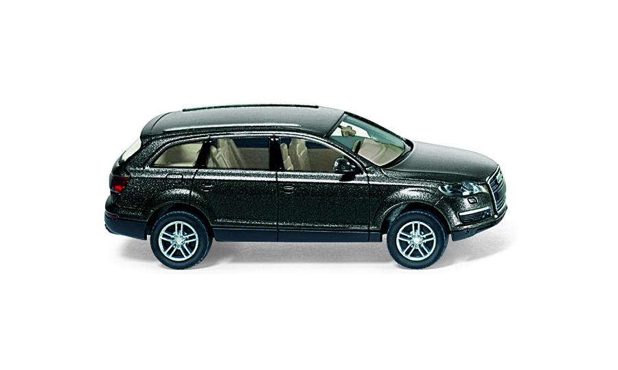 Audi Q7 lava grey metallic