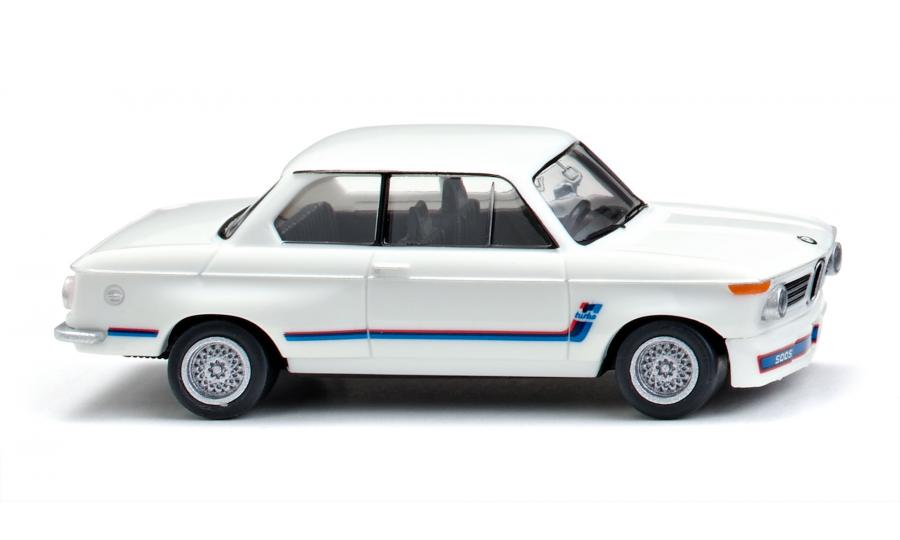 BMW 2002 turbo - white