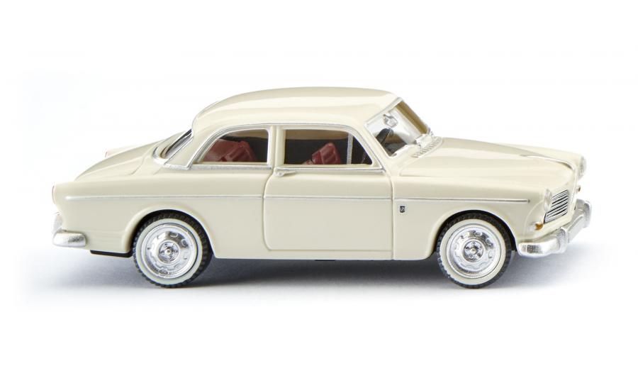 Volvo Amazon - pearl white