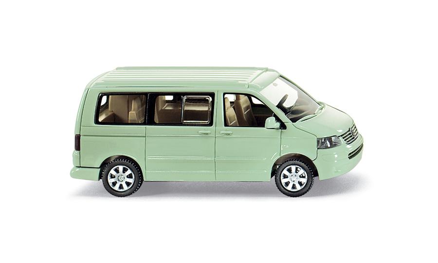 VW T5 California - lindgrün