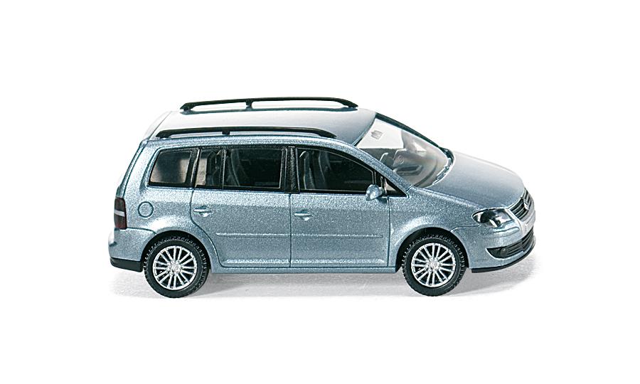 VW Touran artic blue silver