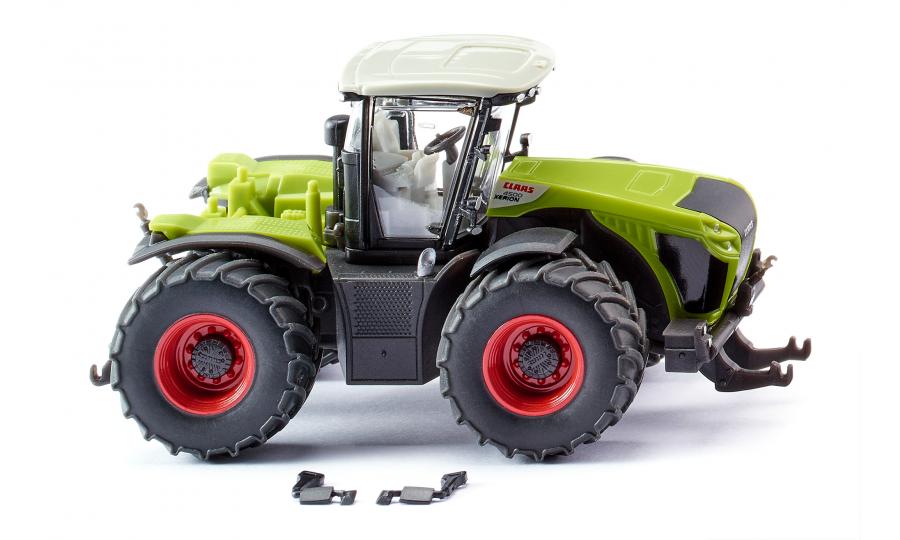 Claas Xerion 4500 wheel drive