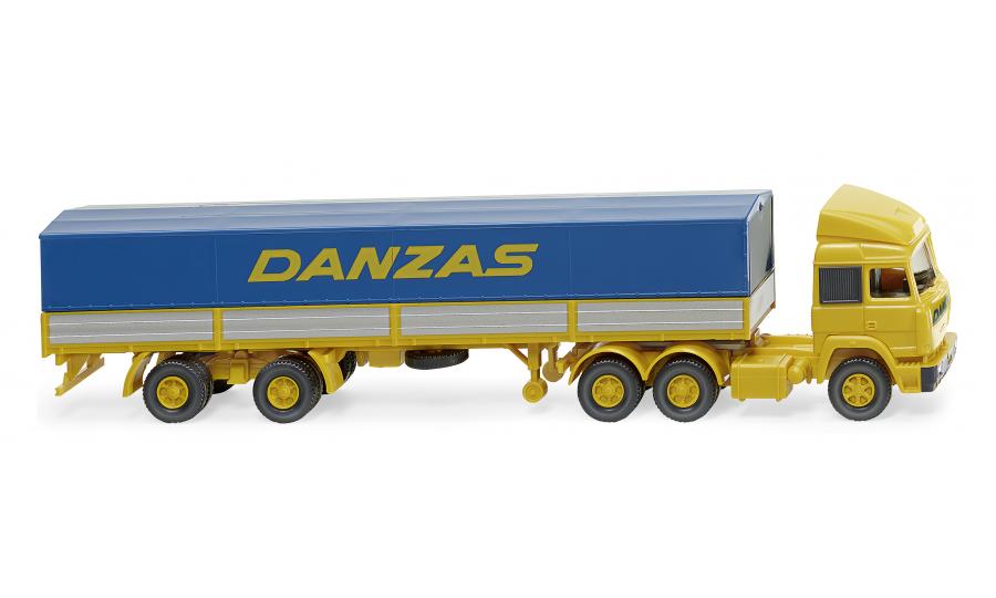 Pritschensattelzug (Iveco) "Danzas"