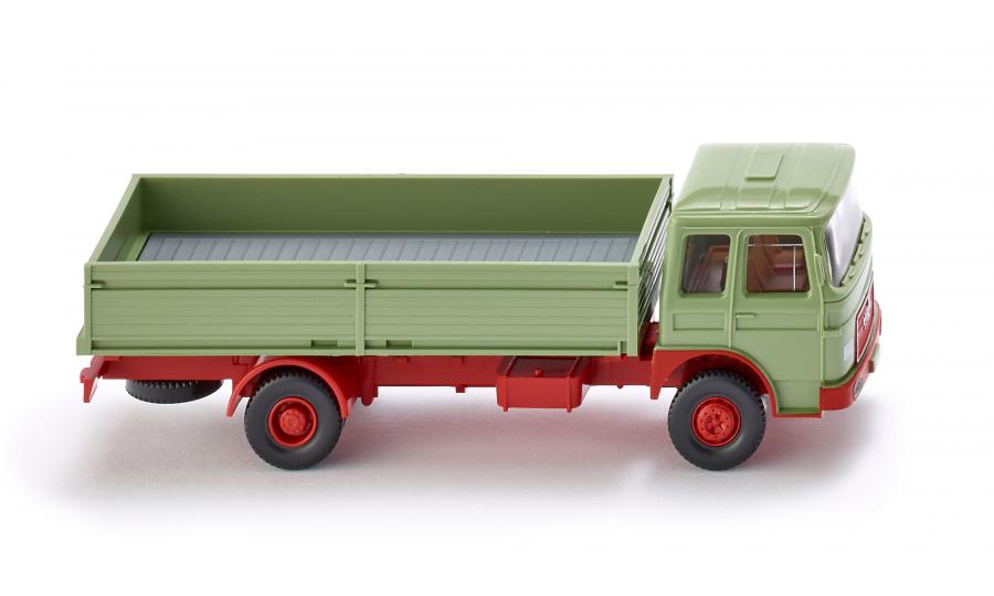 Platform truck (MAN)