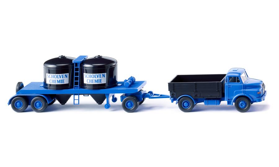 Chemical trailer train (MAN) 