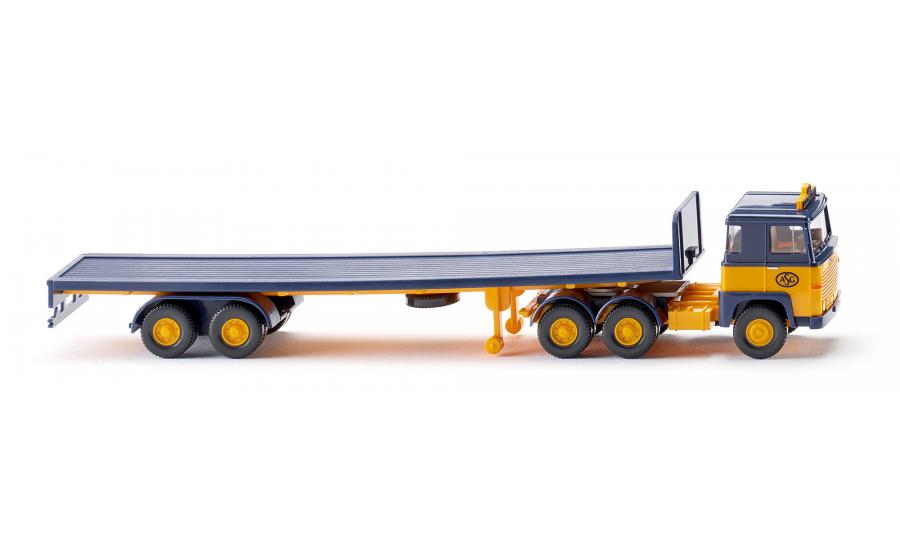 Flatbed tractor-trailer (Scania) 