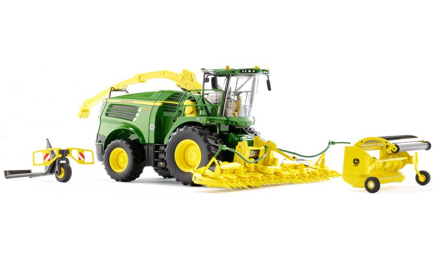 John Deere 8500i forage harvester