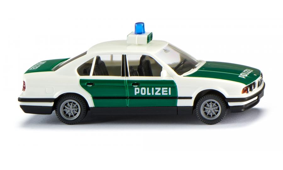 Police - BMW 525i