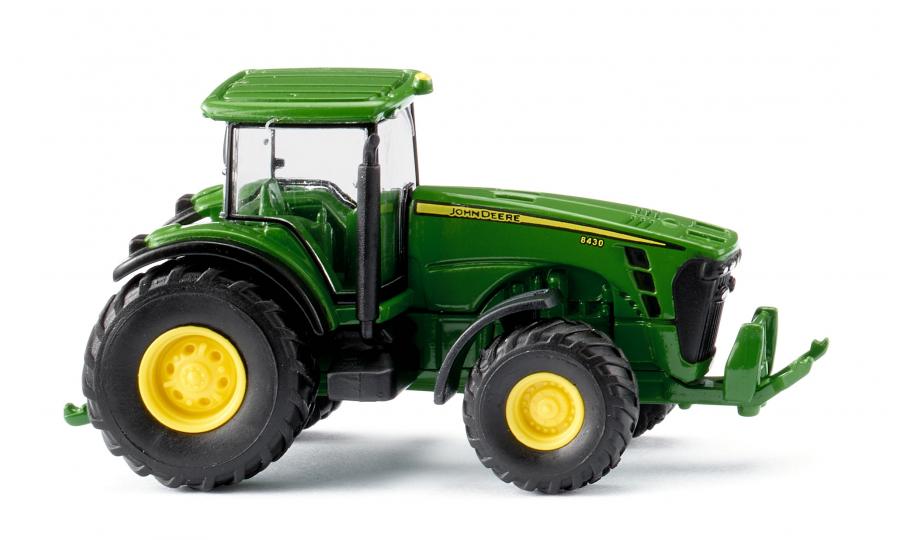 John Deere 8430